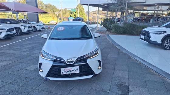 TOYOTA YARIS 1.5 16V FLEX SEDAN XLS MULTIDRIVE TOYOTA YARIS 1.5 16V FLEX SEDAN XLS MULTIDRIVE